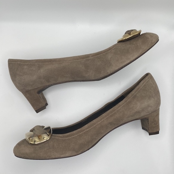 NEW STUART WEITZMAN TAUPE SUEDE PUMPS WOMEN’S SZ 8.5 - Picture 9 of 10